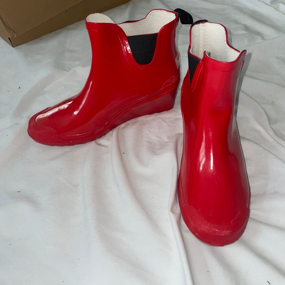 Women's FYF Red & Black Rain Boots Size 8 - Picture 3 of 10
